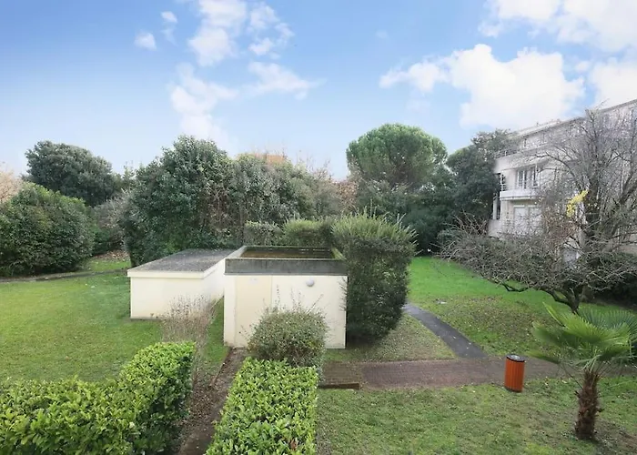 My Cozy Flat - Cote Jardin - Parking - Terrasse